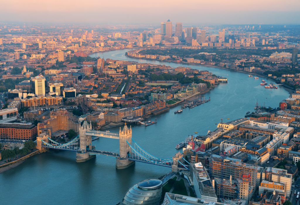 London bird's eye view bridge