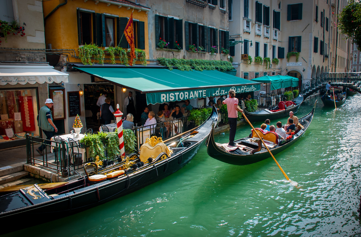 venice gondolas