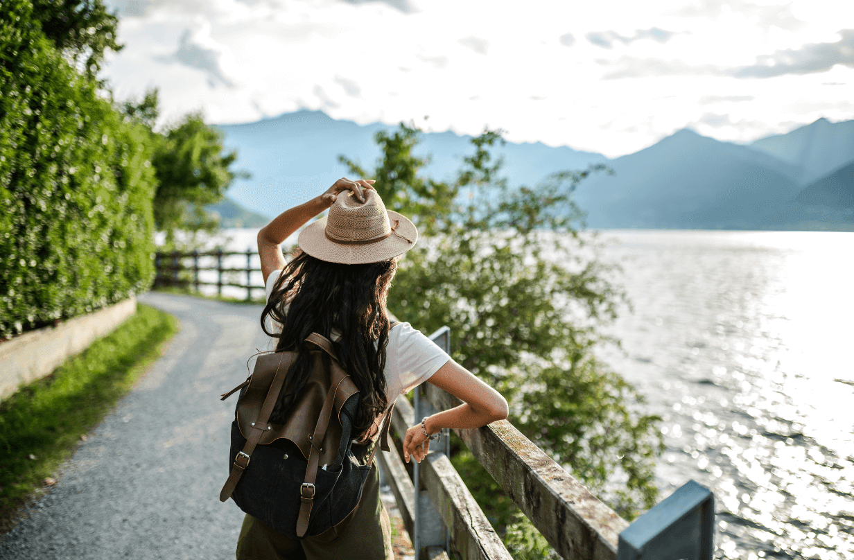 solo female traveler