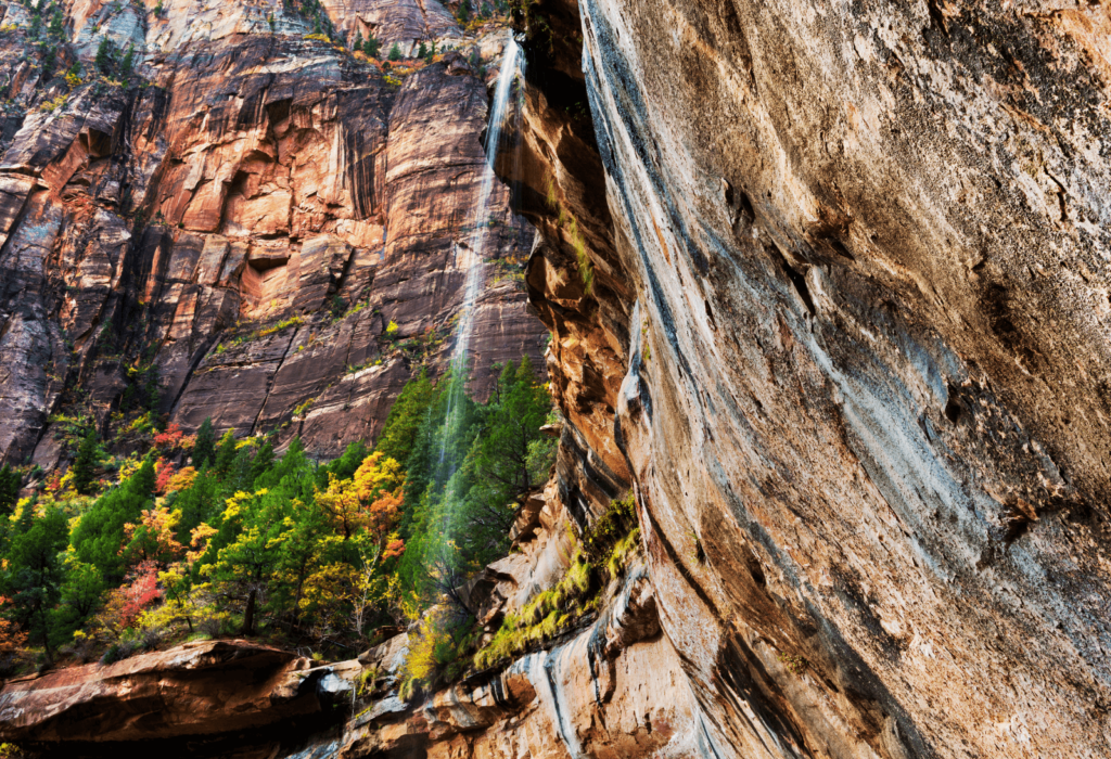 Emerland Pool Trail hike in Zion NAtional Park