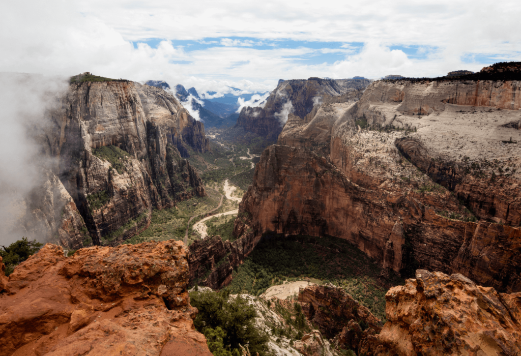 observation point in zion national park