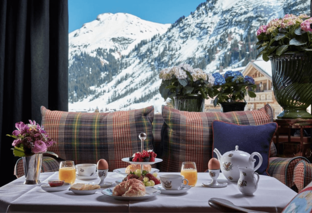 beautiful hotel restaurant in the austrian alps