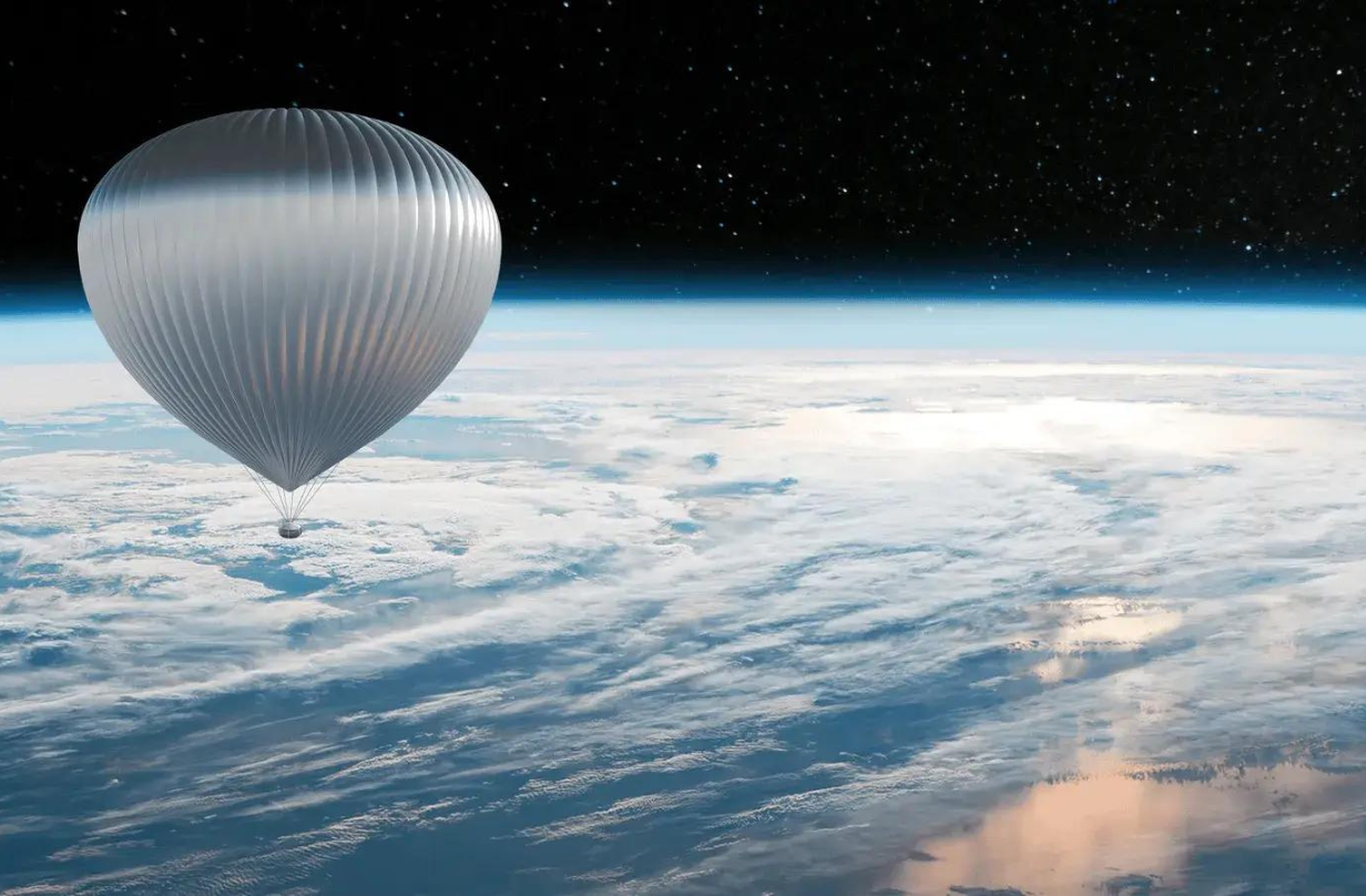 Zephalto Stratospheric balloon flights above Earth