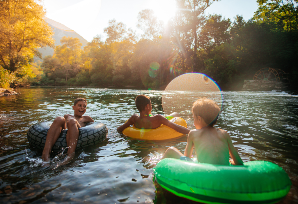 kids inner tubing