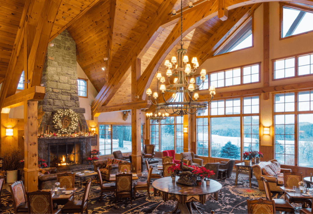 the main dining room at Crowne Plaza Lake Placid